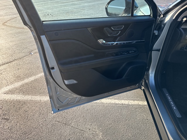 2024 Lincoln Corsair Grand Touring Image 35 of 41