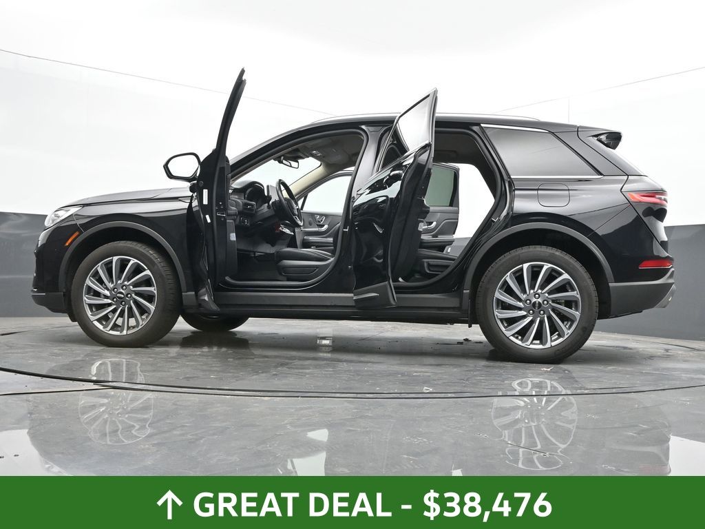Vehicle image 45 of 75