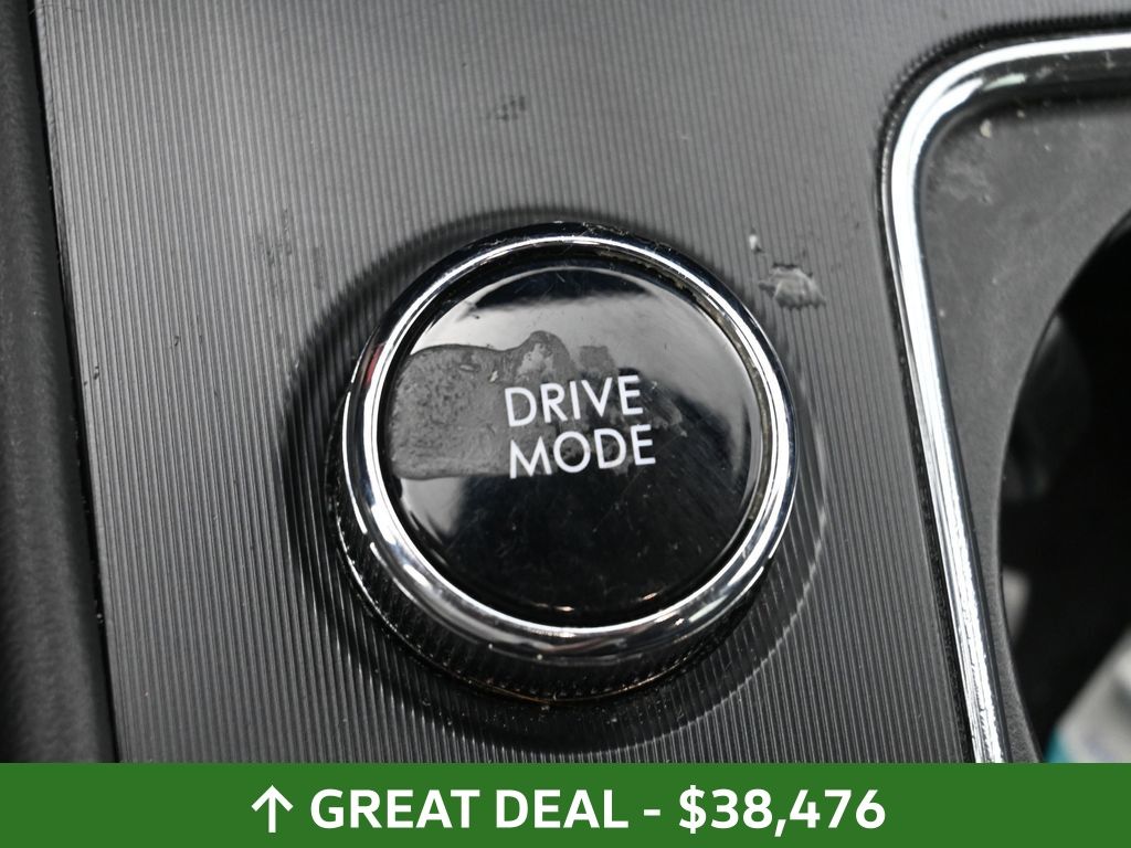 Vehicle image 66 of 75