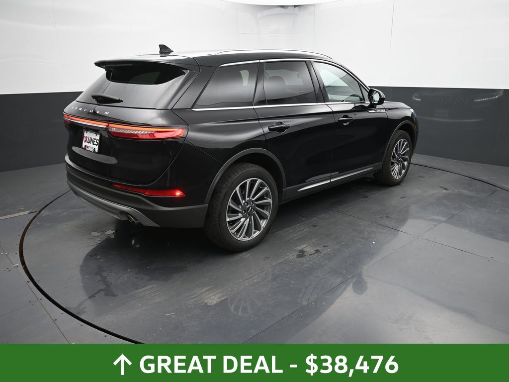 Vehicle image 25 of 75