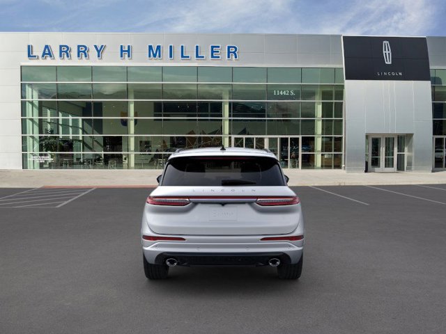 Vehicle image 5 of 22