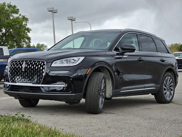 Vehicle image 15 of 34