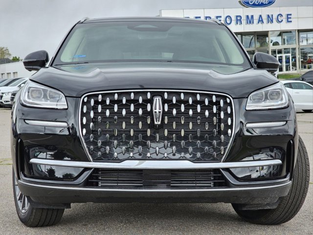 Vehicle image 14 of 34