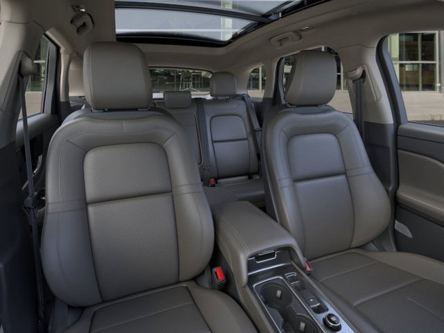 Vehicle image 10 of 22