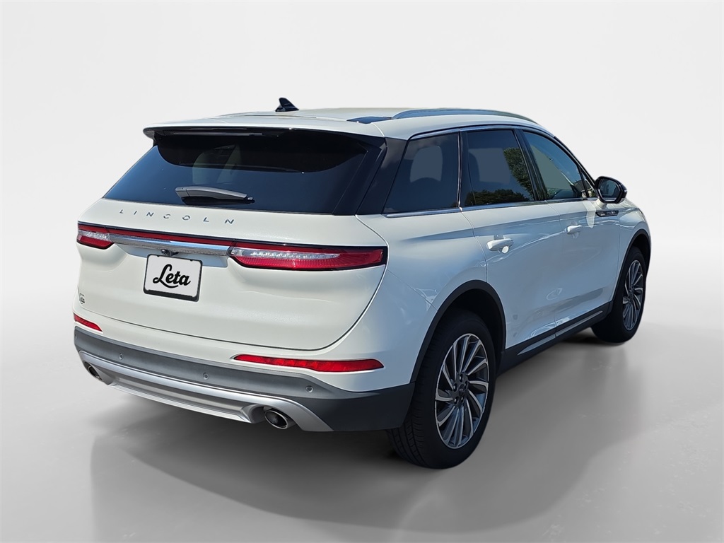 2024 Lincoln Corsair Reserve Image 5 of 28