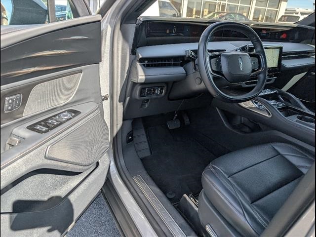 2024 Lincoln Nautilus Premiere Image 9 of 22