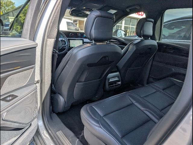 2024 Lincoln Nautilus Premiere Image 8 of 22