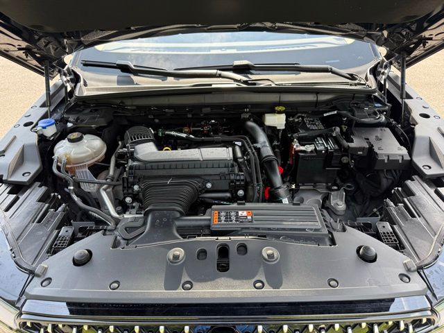 Vehicle image 9 of 42
