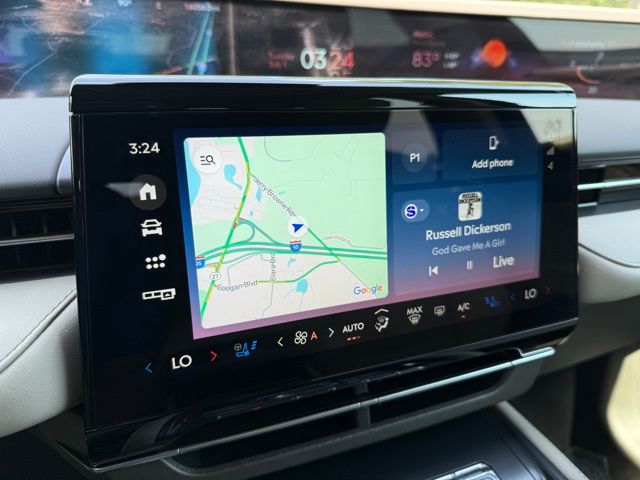 Vehicle image 20 of 42