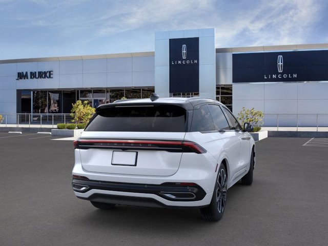 2024 Lincoln Nautilus Reserve Image 9 of 23