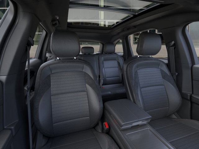 Vehicle image 10 of 22