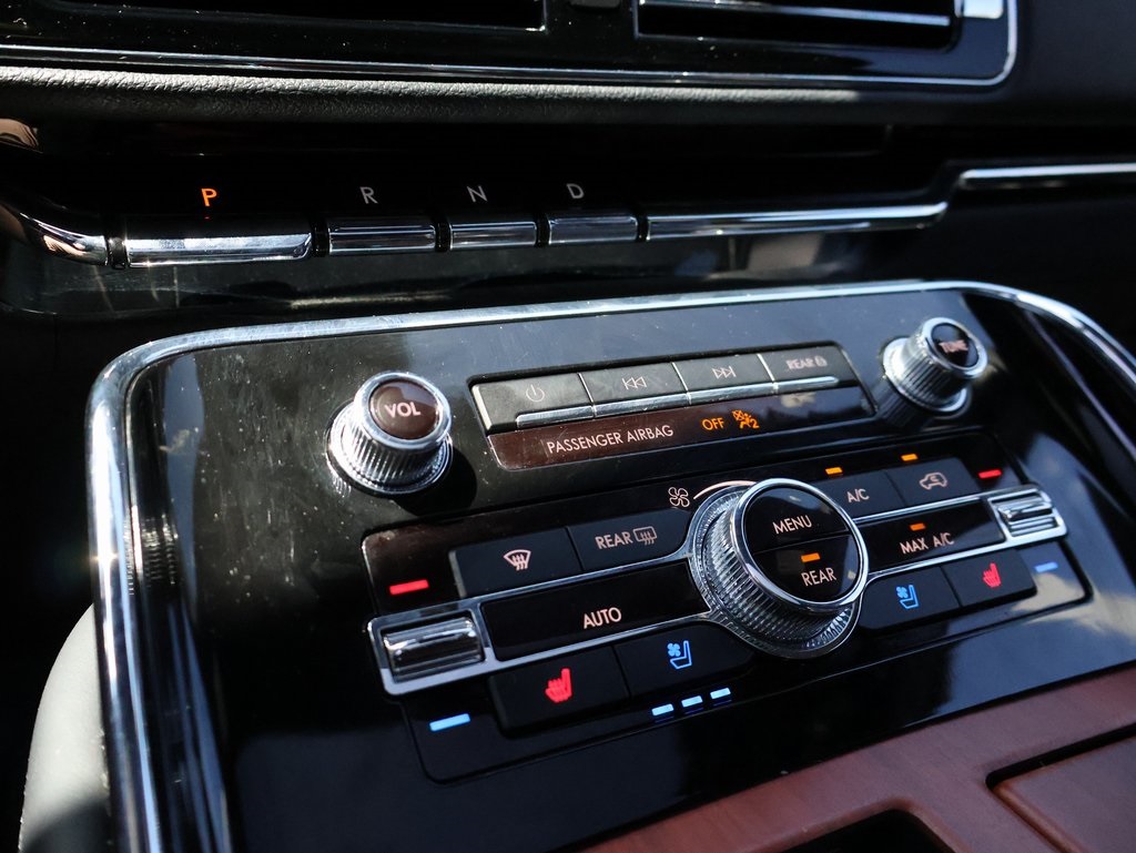 2024 Lincoln Navigator L Premiere Image 41 of 43