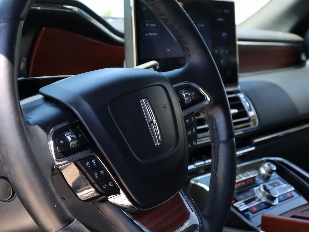 2024 Lincoln Navigator L Premiere Image 36 of 43