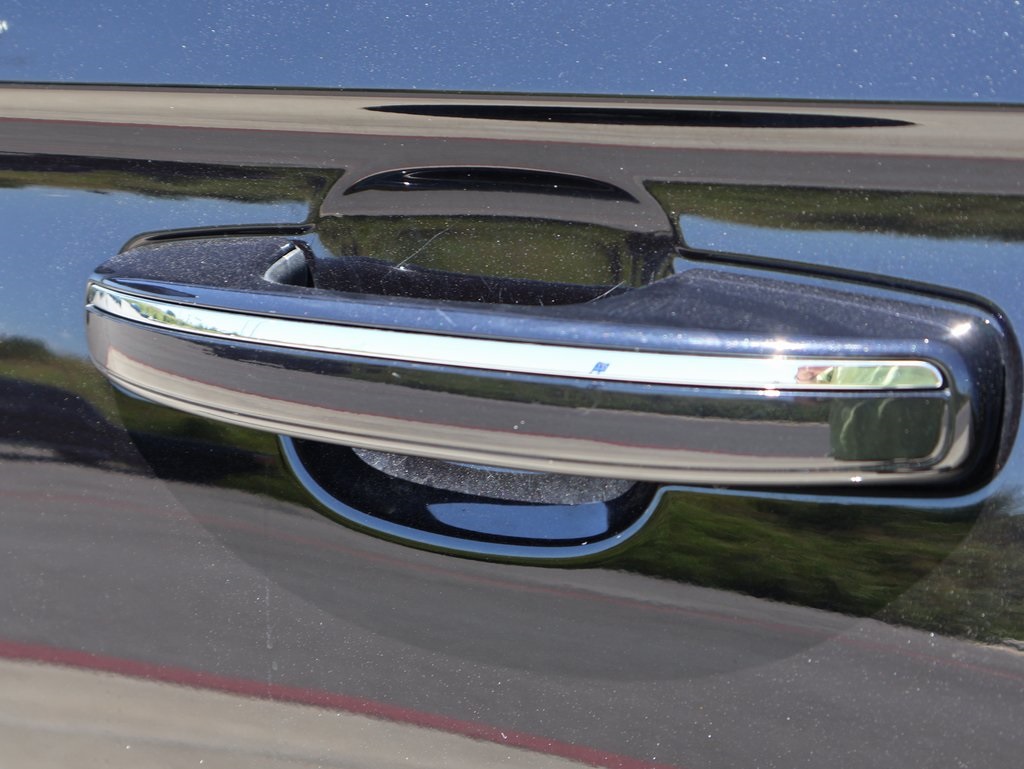 2024 Lincoln Navigator L Premiere Image 37 of 43