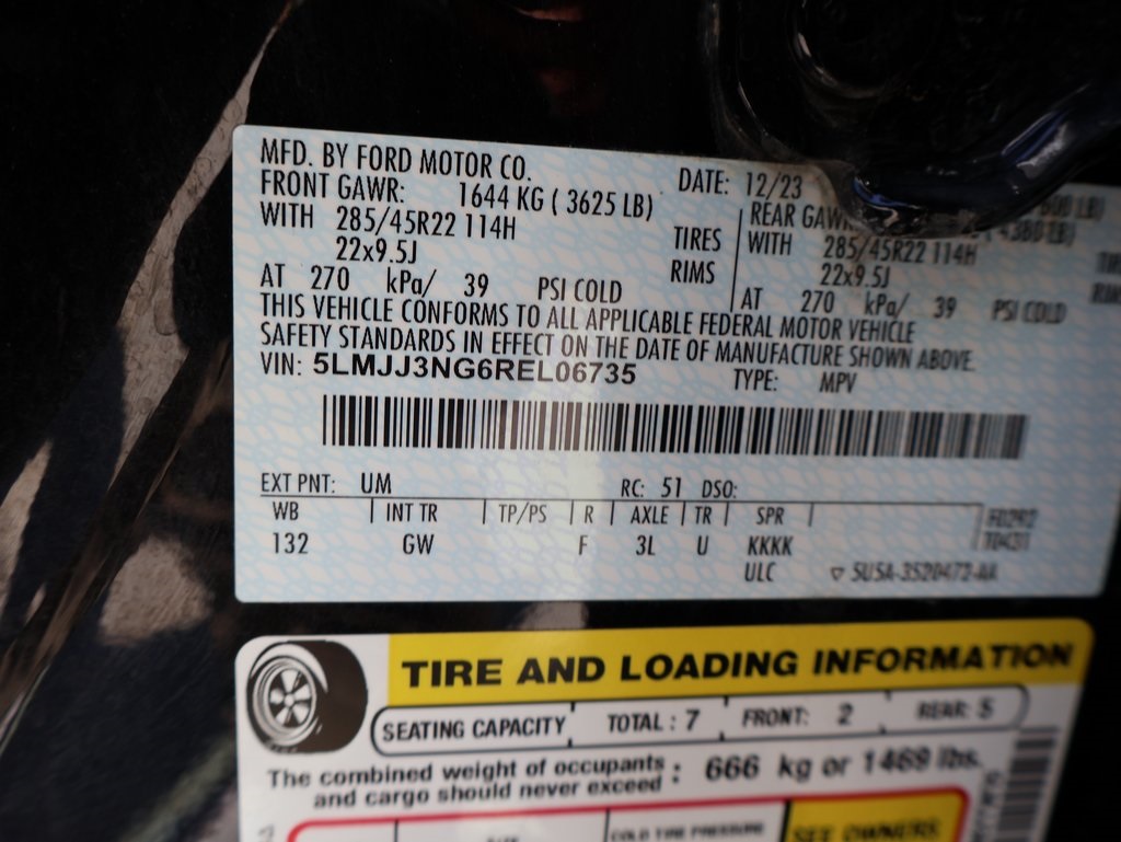 2024 Lincoln Navigator L Premiere Image 34 of 43