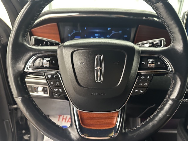 2024 Lincoln Navigator Premiere Image 17 of 41