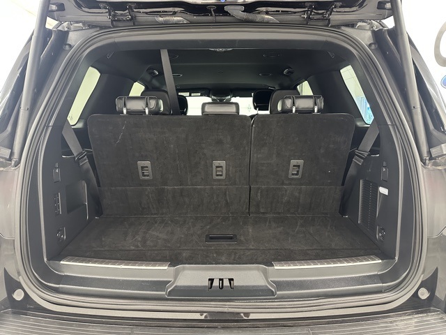 2024 Lincoln Navigator Premiere Image 9 of 41