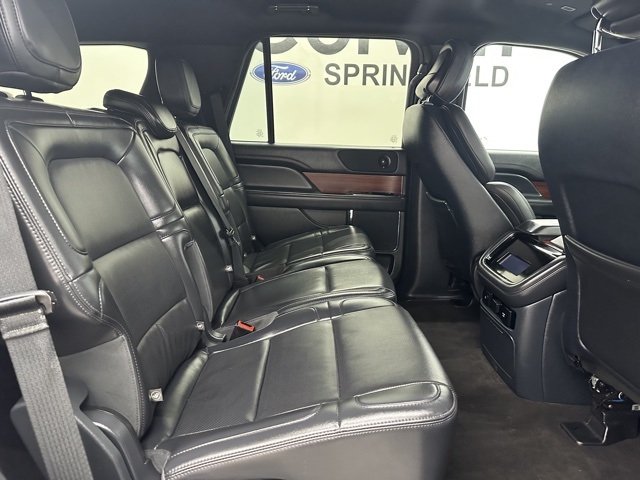 2024 Lincoln Navigator Premiere Image 11 of 41