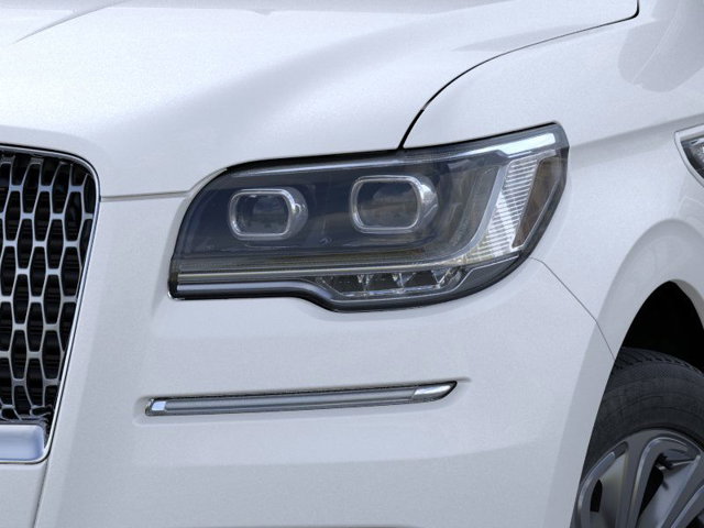 Vehicle image 18 of 23