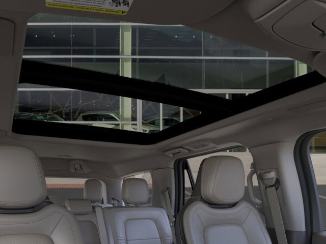Vehicle image 22 of 23