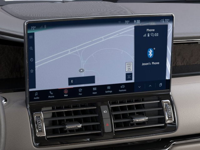Vehicle image 14 of 23