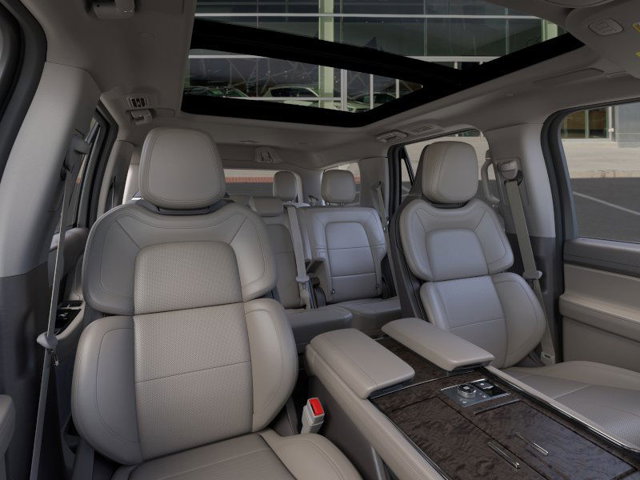 Vehicle image 10 of 23