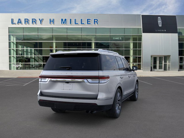 Vehicle image 8 of 23