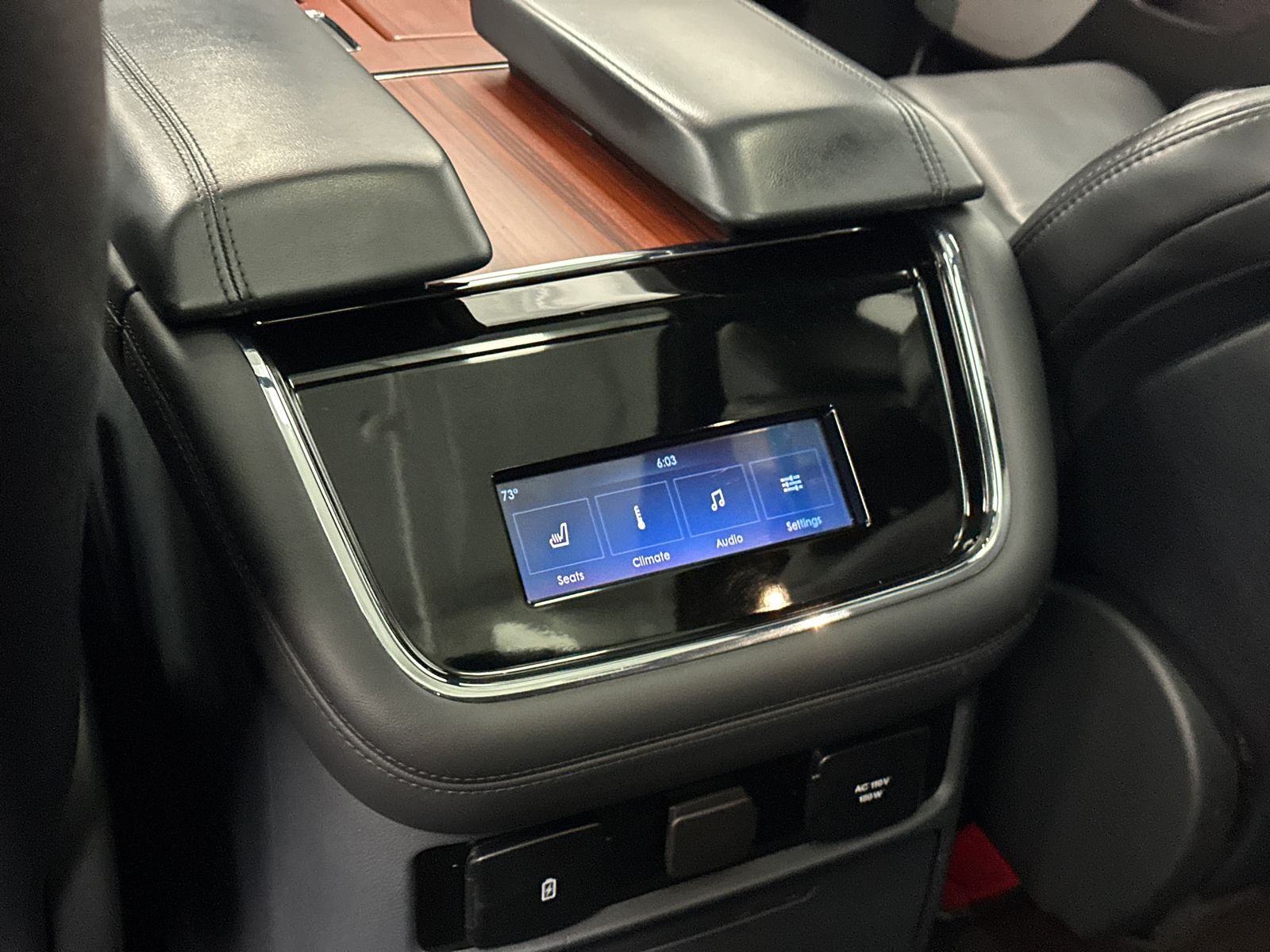 2024 Lincoln Navigator Reserve Image 37 of 40