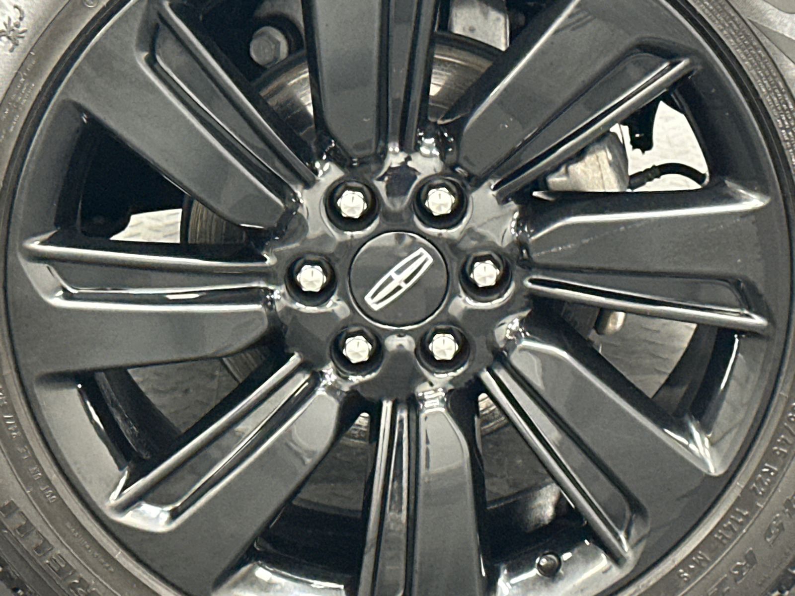 2024 Lincoln Navigator Reserve Image 5 of 40