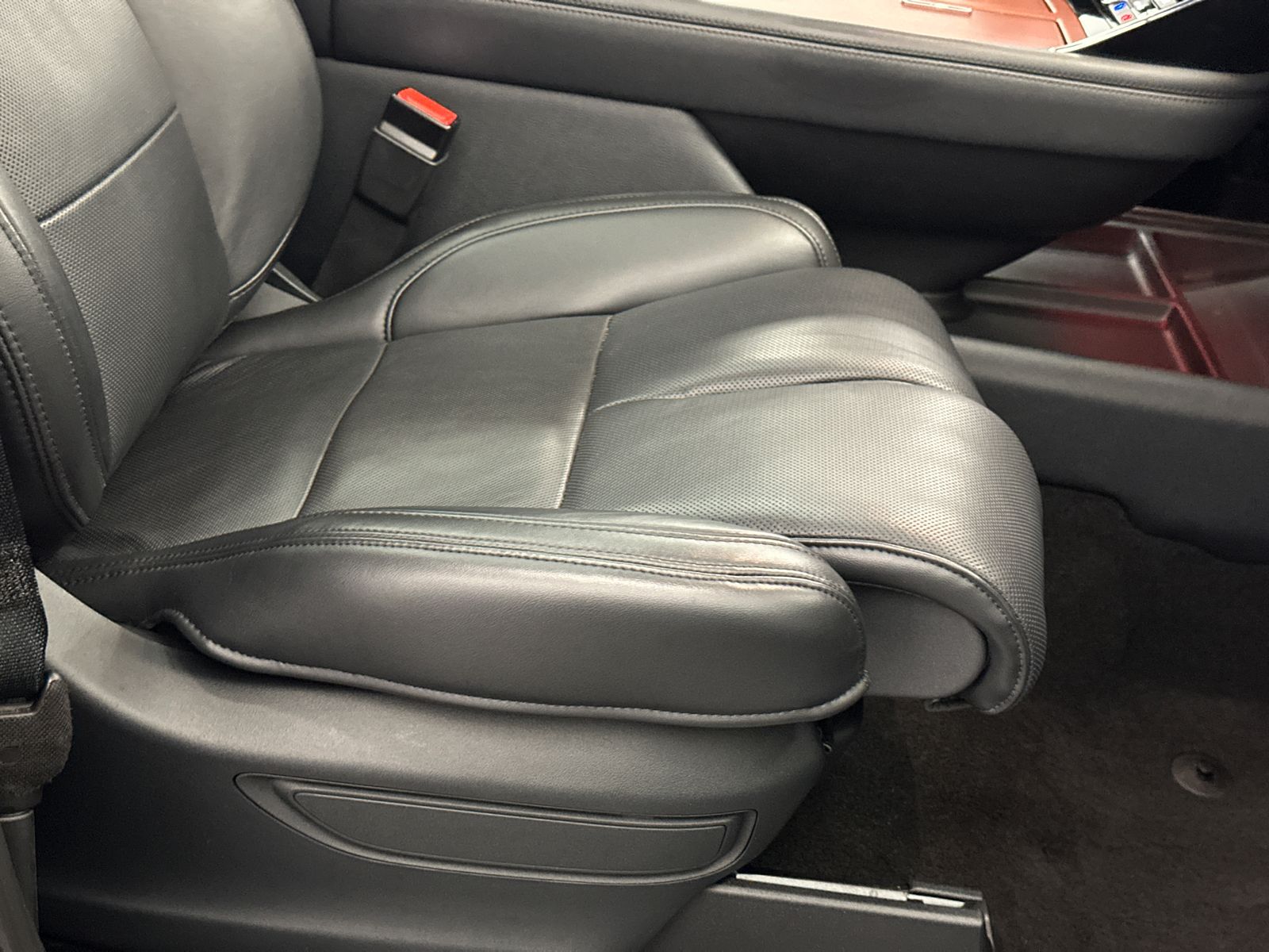 2024 Lincoln Navigator Reserve Image 10 of 40