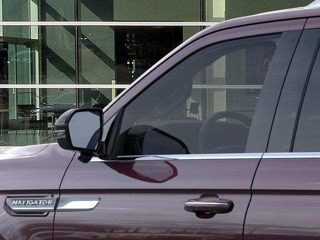 Vehicle image 20 of 23