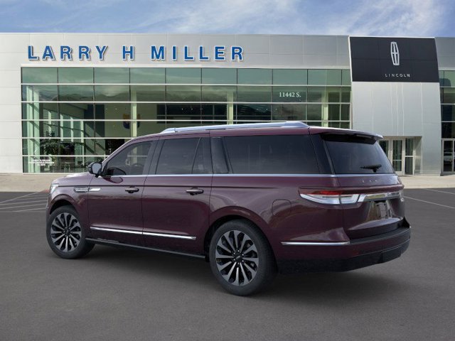 Vehicle image 4 of 23