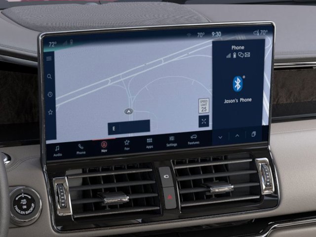 Vehicle image 14 of 23
