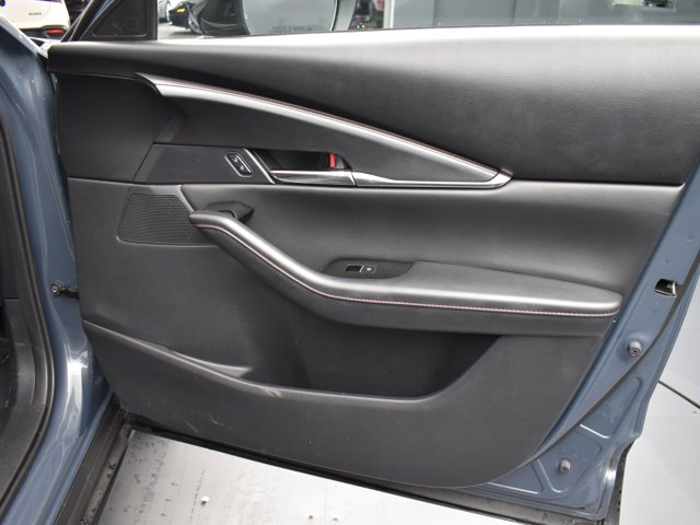2024 Mazda CX-30 2.5 S Carbon Edition Image 28 of 34