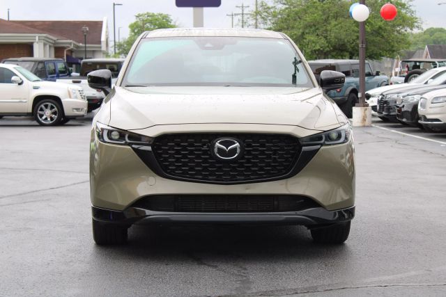 Vehicle image 2 of 41