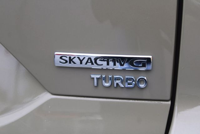 Vehicle image 36 of 41