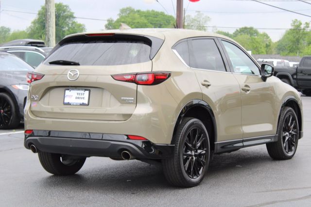 Vehicle image 4 of 41