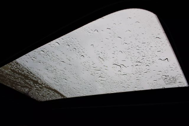 Vehicle image 21 of 41