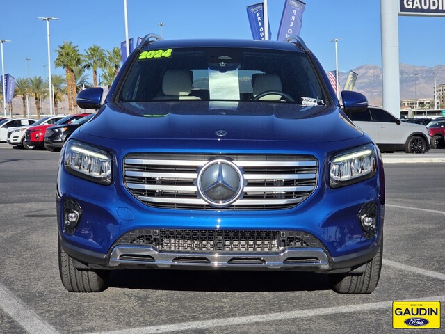 2024 Mercedes-Benz GLB 250 Image 2 of 24
