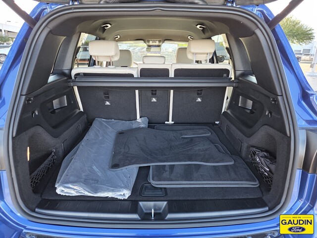 2024 Mercedes-Benz GLB 250 Image 10 of 24