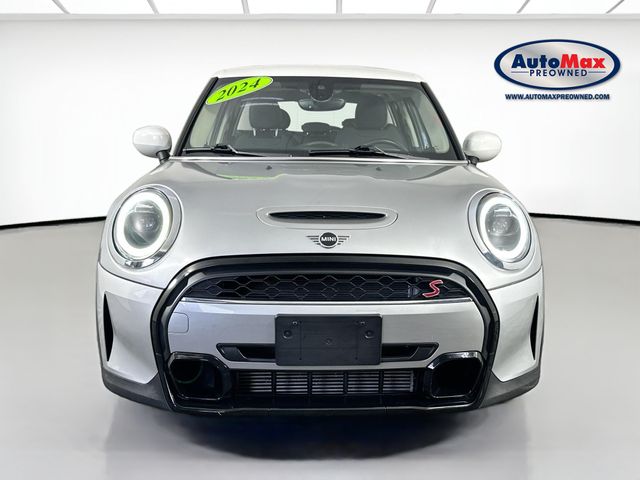 2024 MINI Cooper Hardtop S Image 2 of 32