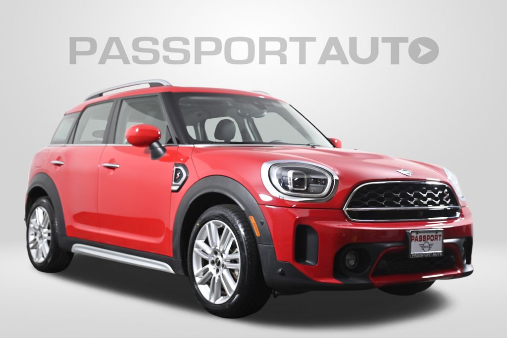 2024 MINI Cooper Countryman S Image 3 of 28