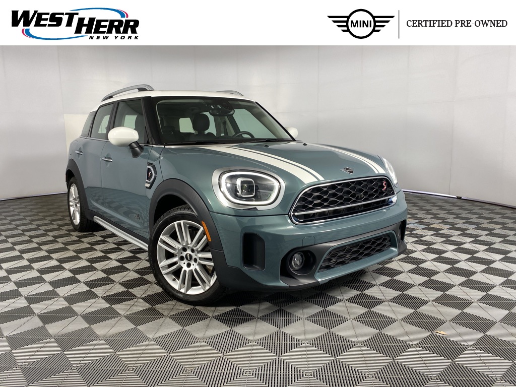 Vehicle image 3 of 23