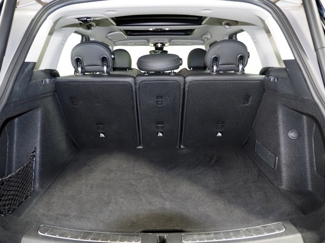 Vehicle image 19 of 61
