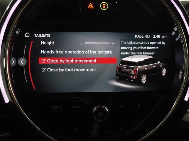 Vehicle image 37 of 61