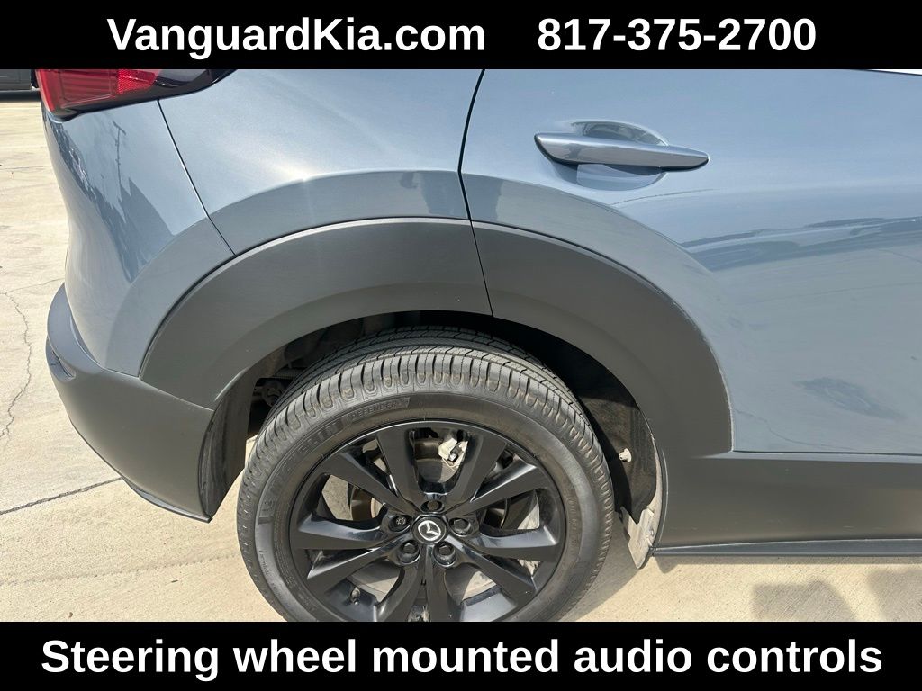 2024 Mazda CX-30 2.5 S Carbon Edition Image 13 of 29