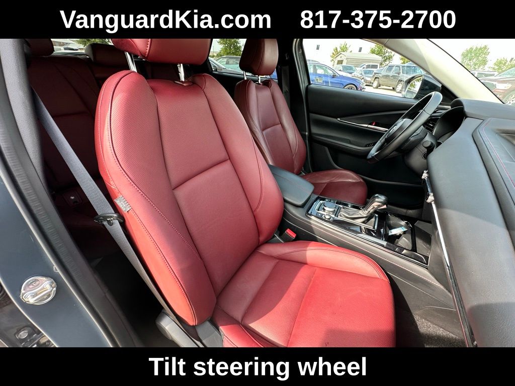 2024 Mazda CX-30 2.5 S Carbon Edition Image 16 of 29