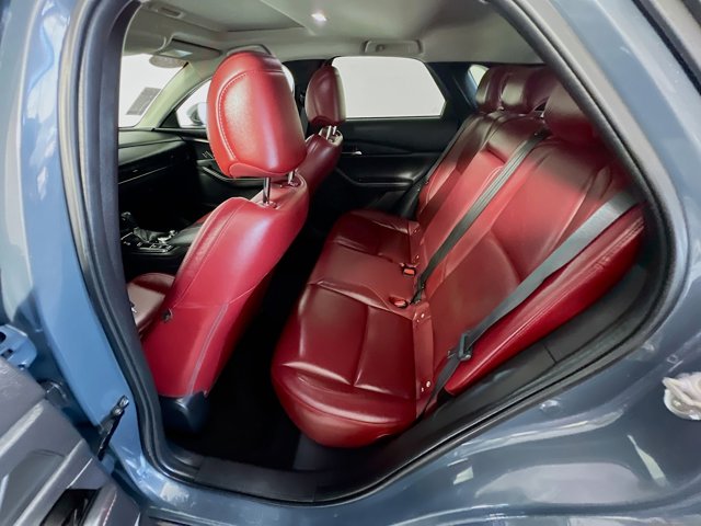 2024 Mazda CX-30 2.5 S Carbon Edition Image 13 of 33