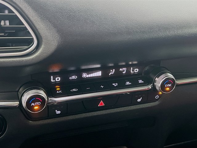 2024 Mazda CX-30 2.5 S Carbon Edition Image 19 of 33
