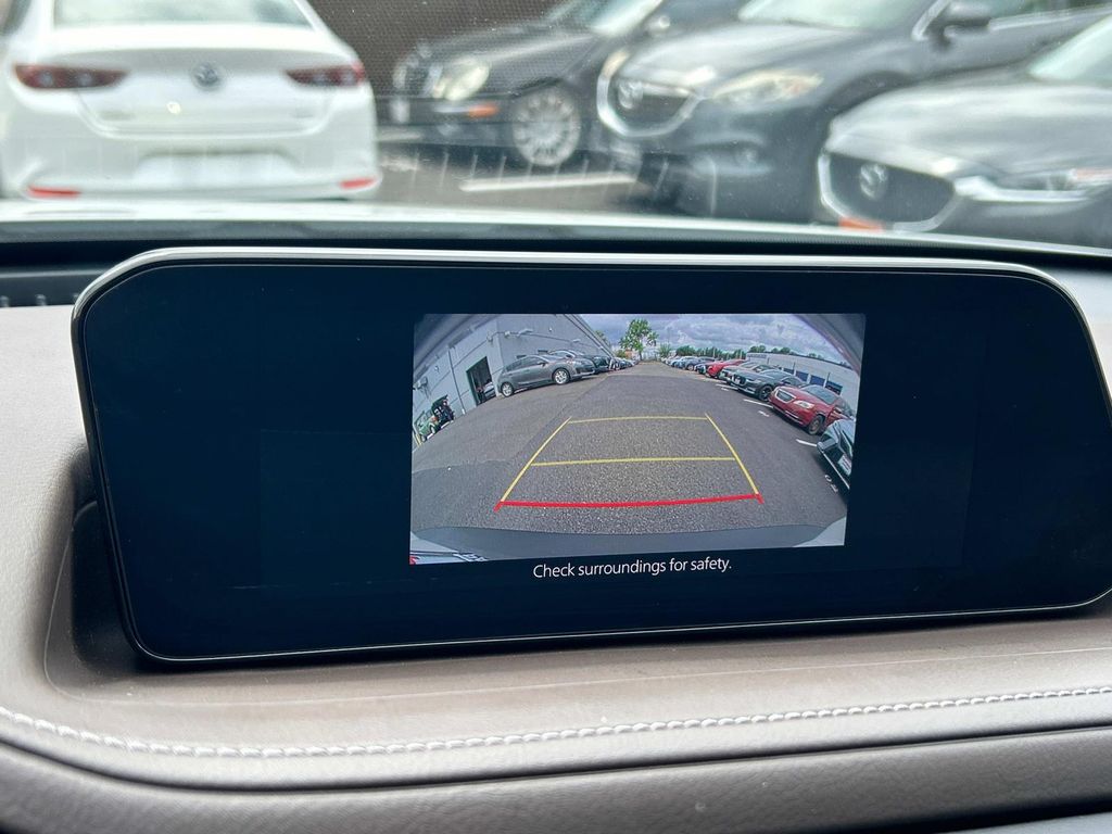 2024 Mazda CX-30 2.5 S Premium Package Image 14 of 30